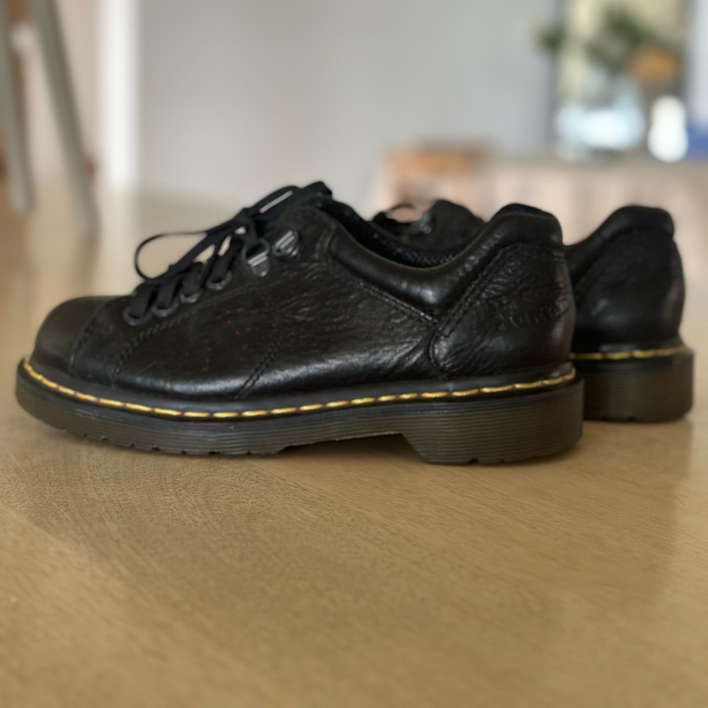 Dr. Martens Women's Black Oxfords sz 5 Vintage